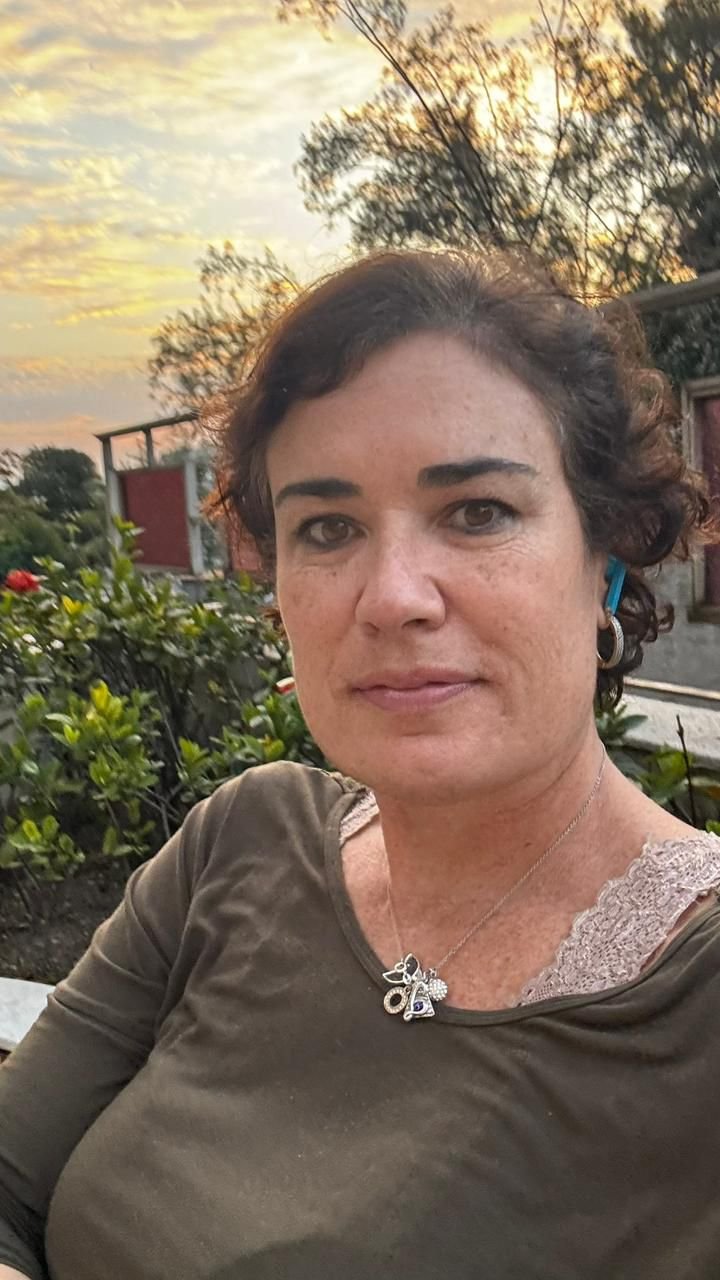 Prof. Luciana GONÇALVES