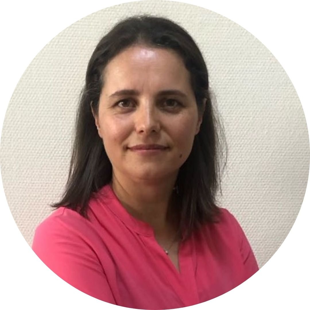 Doç. Dr. Emel GÜLNAR                                 
